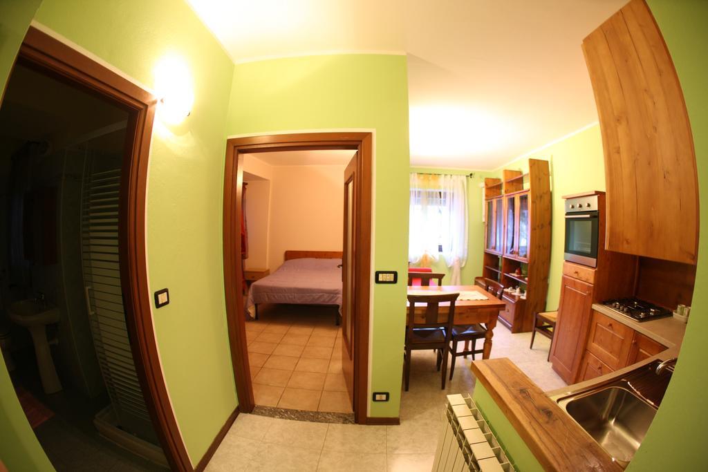 Maison Cassius Issogne Exteriör bild